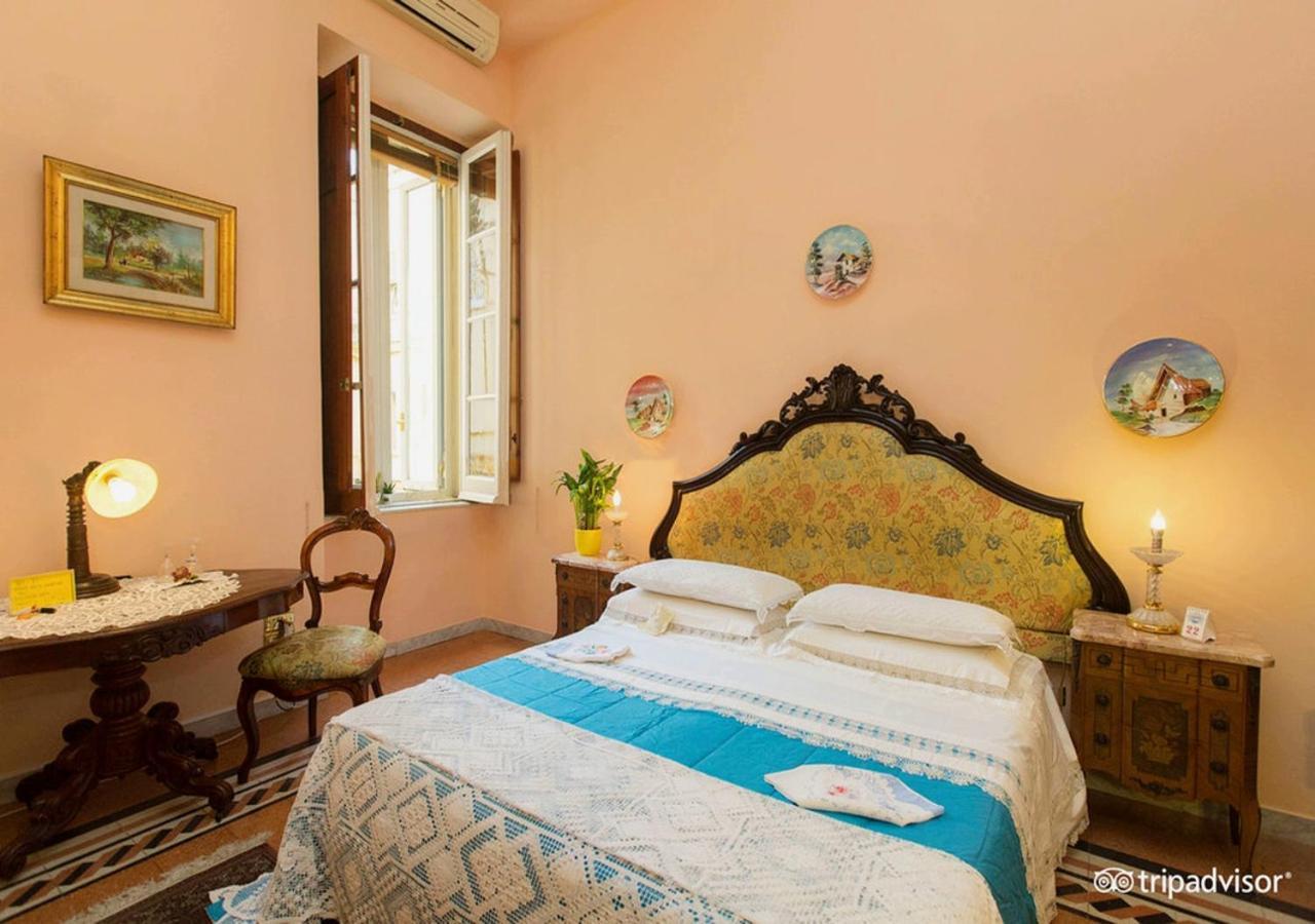 B&B Atmosfere Del Centro Storico Naples Luaran gambar