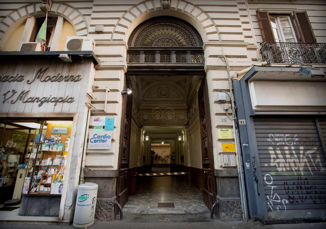 B&B Atmosfere Del Centro Storico Naples Luaran gambar